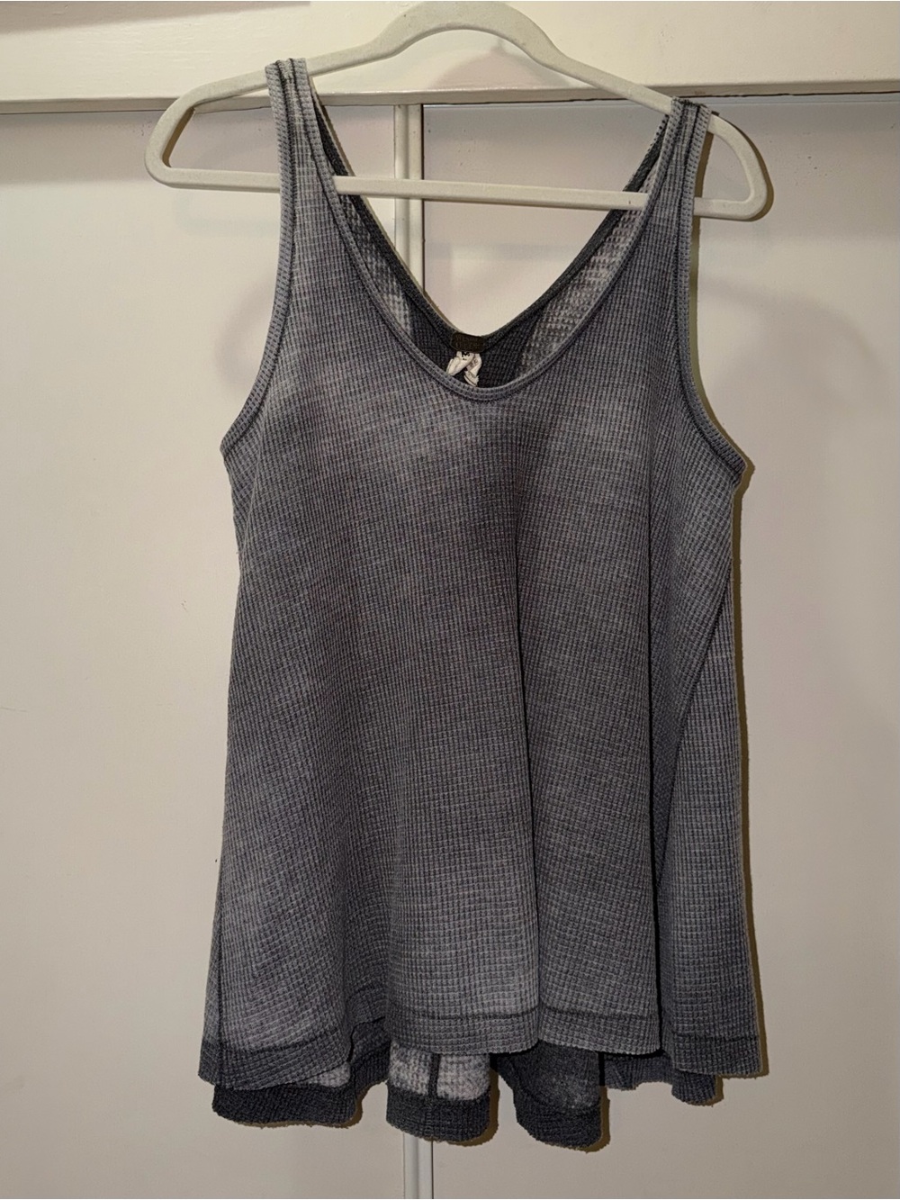 We The Free - Gray Waffle Knit Swing Tank Top V-Neck - Size M